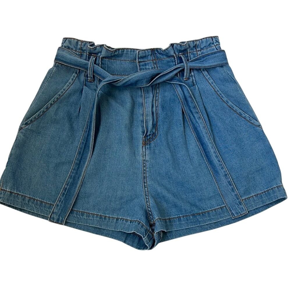 Forever 21 Denim Shorts with Belt Paper Bag Waist  High Rise  Size Large NWT